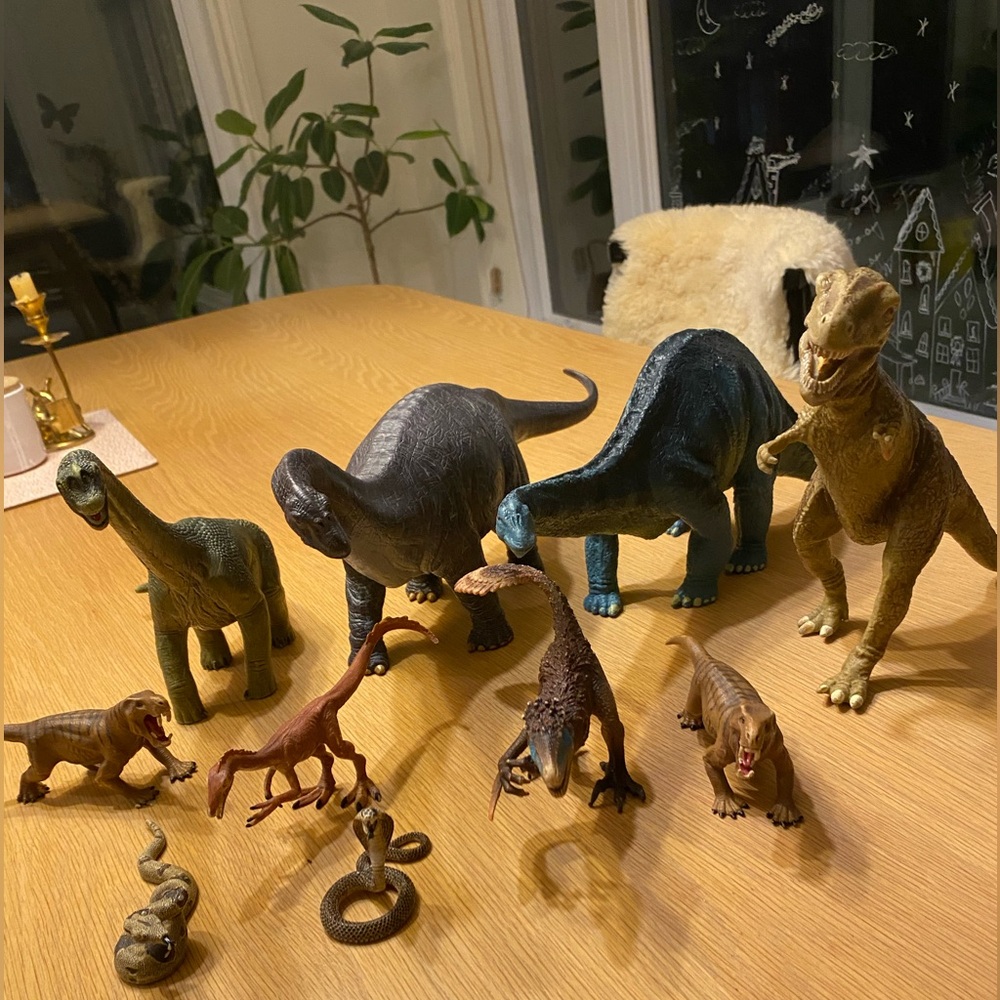 Big set of Schleich Dinosaurs & Reptiles